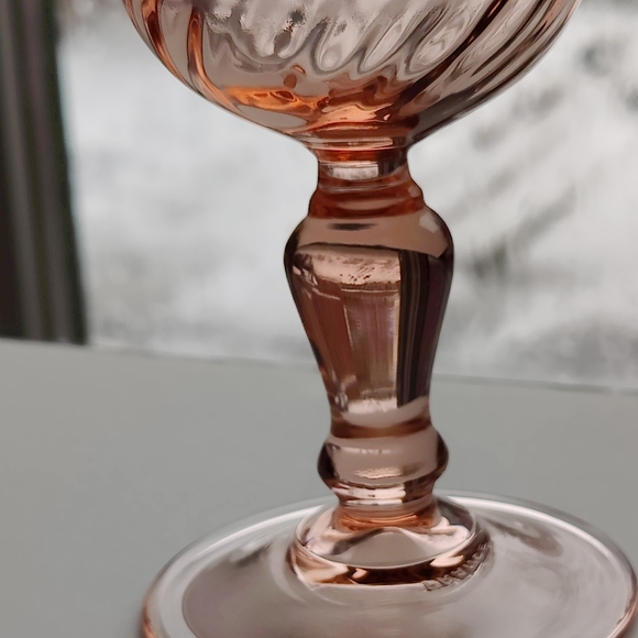2 vintage wine 🍷 glasses | Rosaline Pink Swirl 🍥🩷 | Cristal D'arques - Durand - Picture 4 of 10